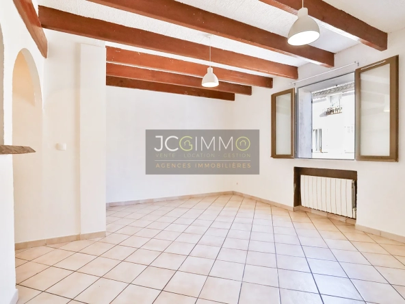 Appartement T1 31m2 à Sollies Pont centre 