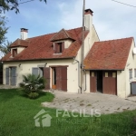 Fermette rénovée type F5 avec garage. Bien planquée dans la campagne!