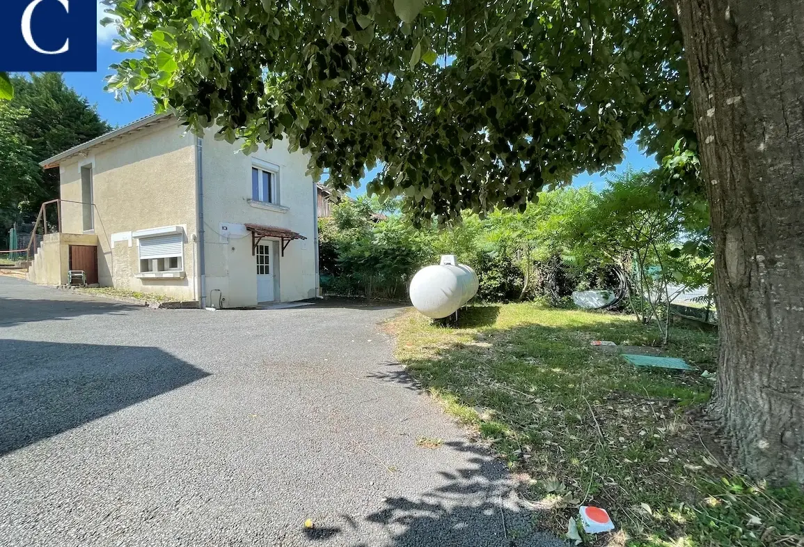 A saisir maison 54 m2 sur terrain 228 m2 à Montrem 
