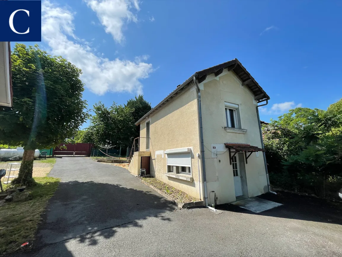 A saisir maison 54 m2 sur terrain 228 m2 à Montrem 