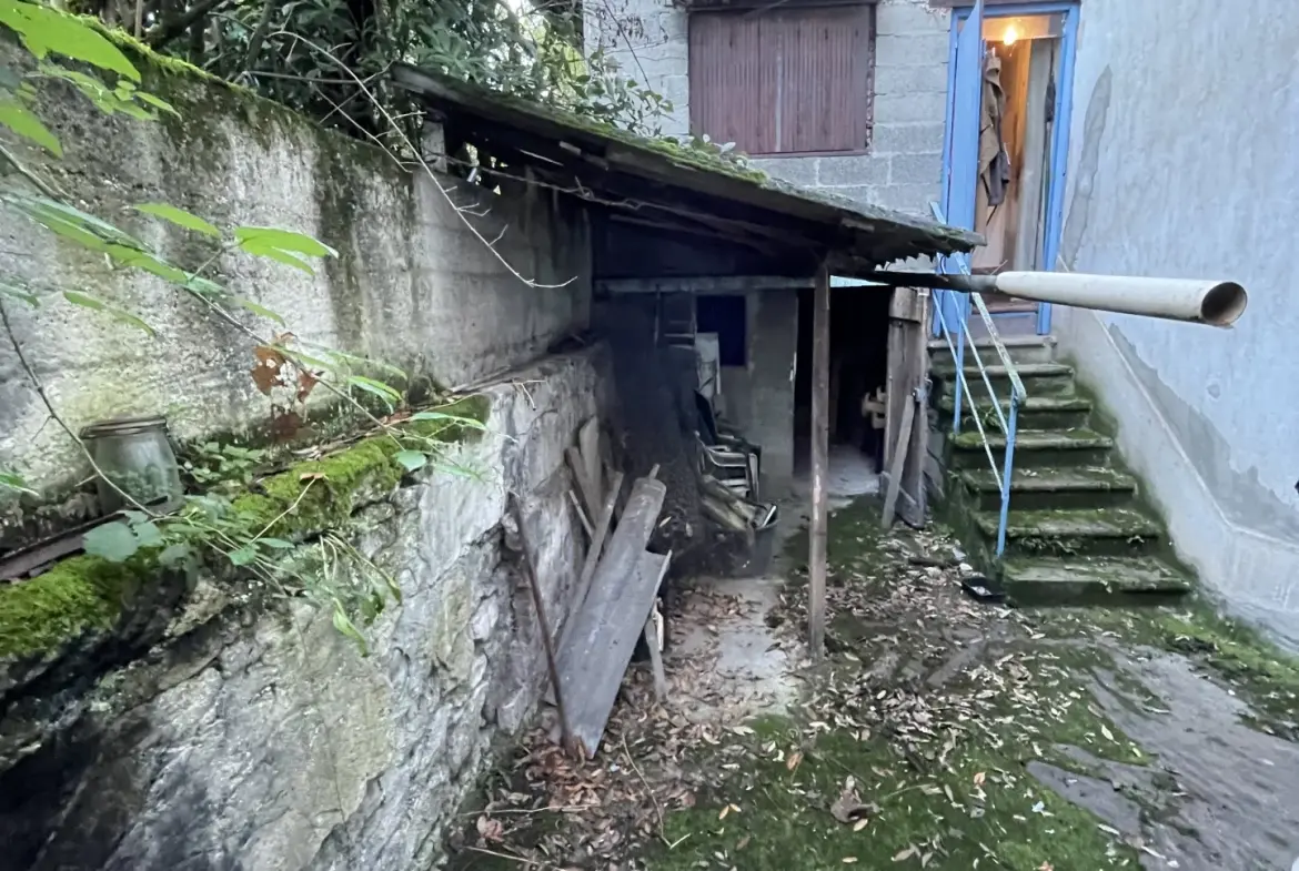 Maison 4 pièces 66 m2 avec Garage et Terrain à Rive de Gier 