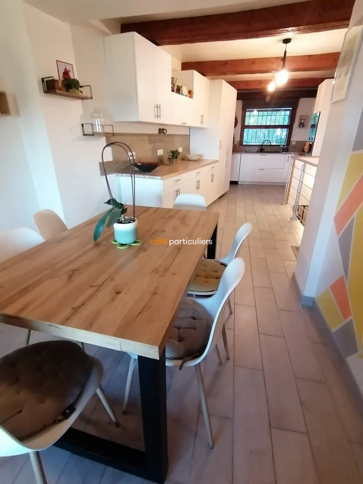 Maison de village à Callas avec vue mer 