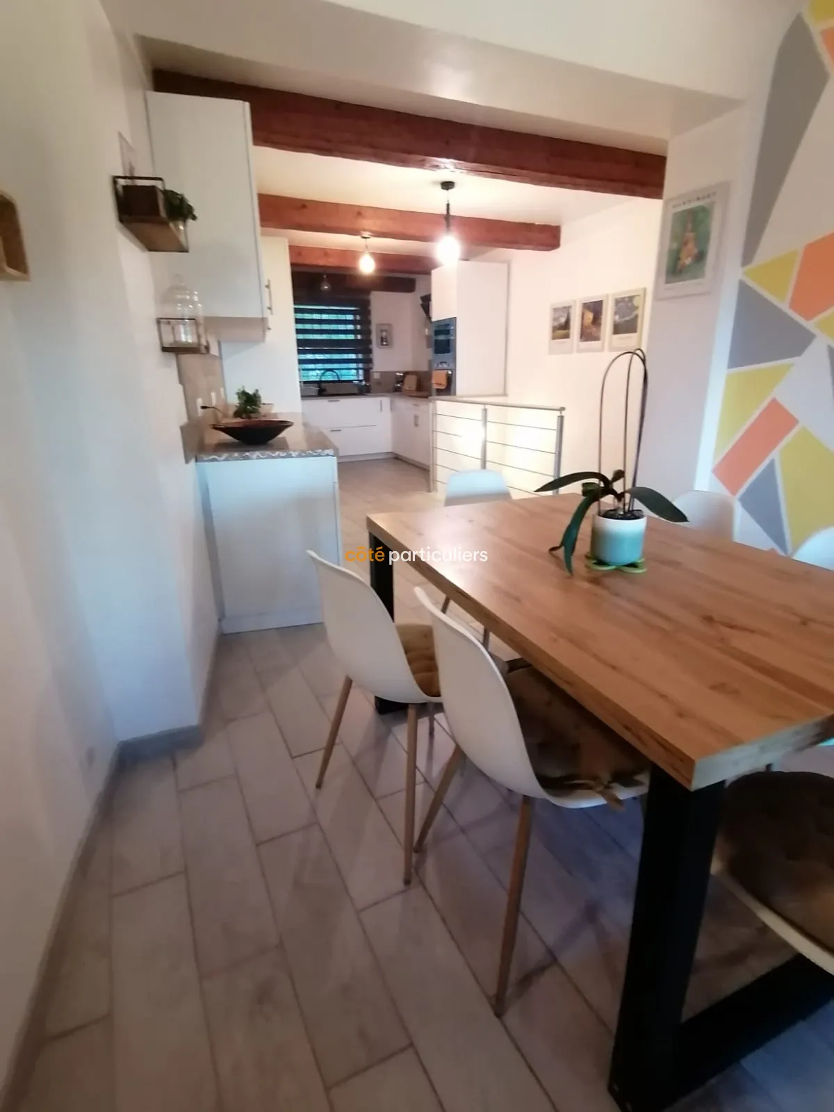Maison de village à Callas avec vue mer 