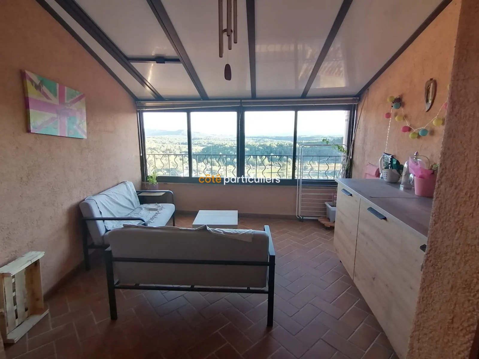 Maison de village à Callas avec vue mer 