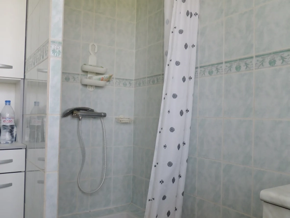 Houdan 10 mn / Charmante maison proche N12 et gare / 4 chambres 
