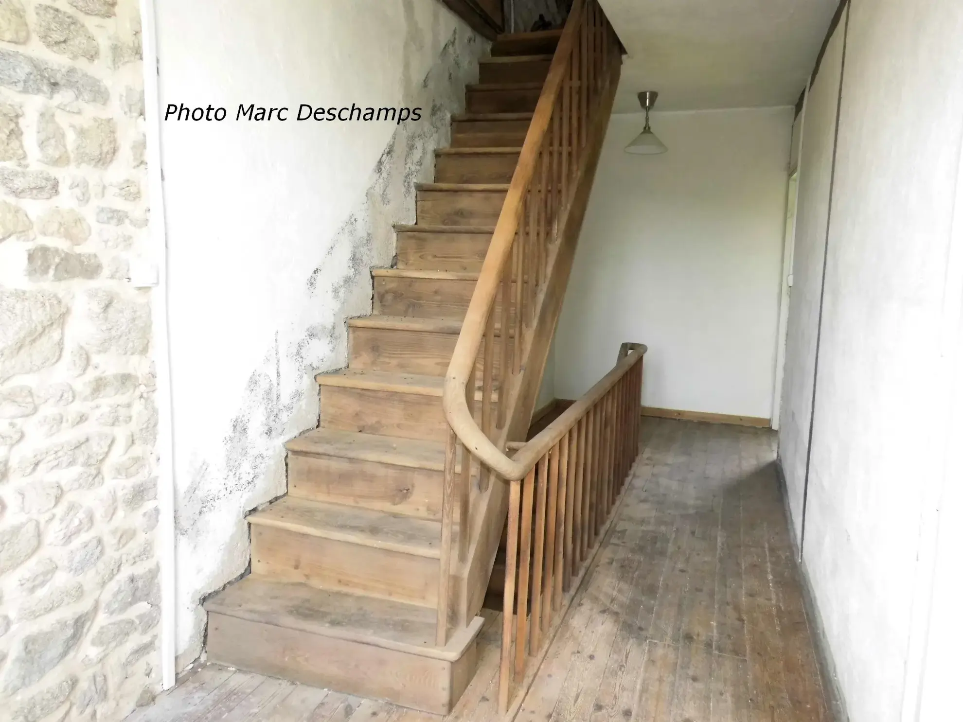 2 Maisons de village à rénover, beau potentiel, ~ 88m2 hab., sur 562m2 à La chapelle taillefert 