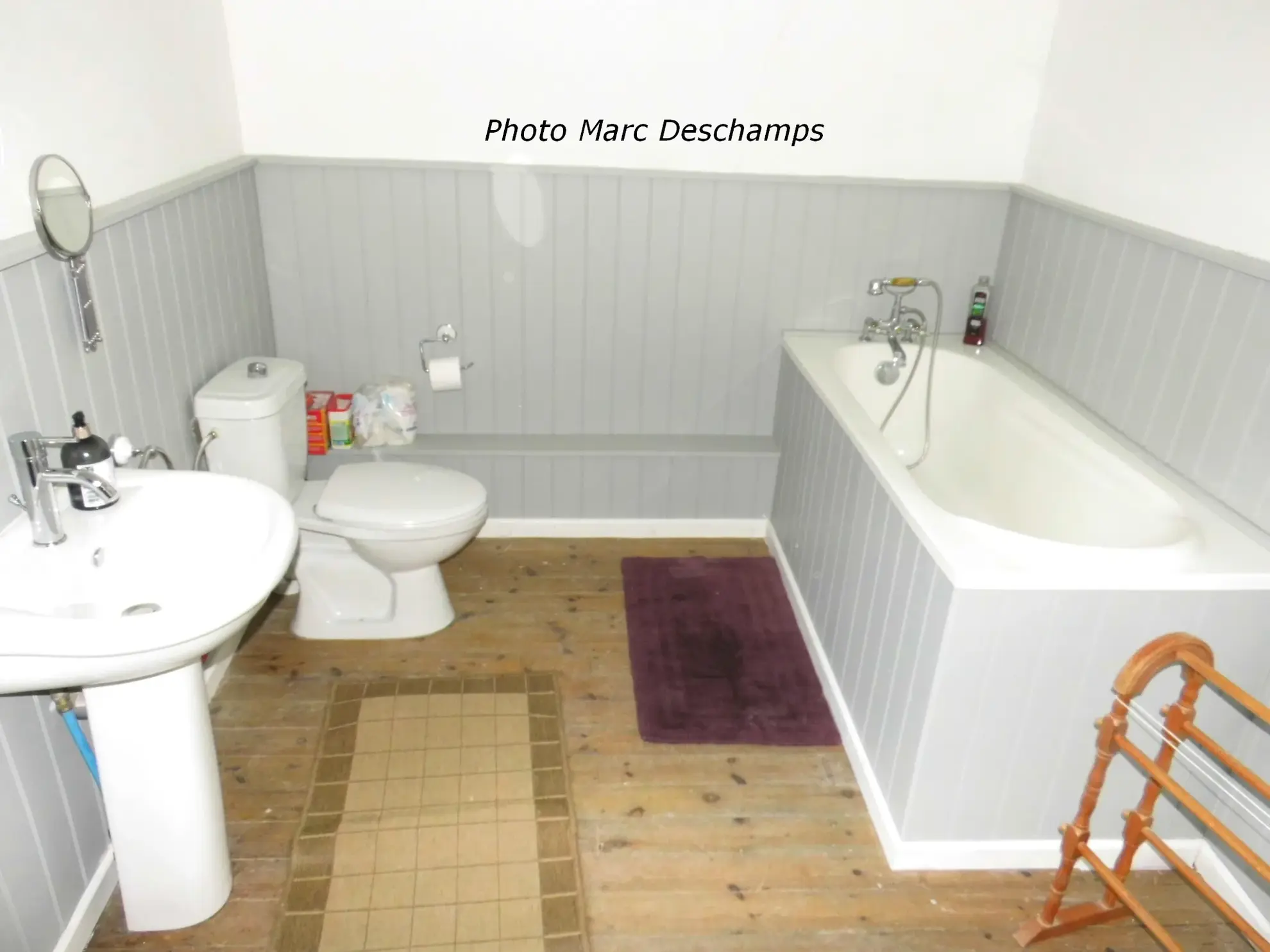 2 Maisons de village à rénover, beau potentiel, ~ 88m2 hab., sur 562m2 à La chapelle taillefert 