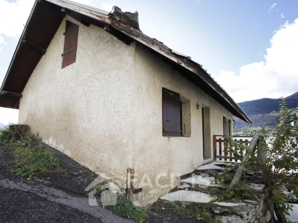 Maisonnette de village à rénover - Les Méans, Réallon