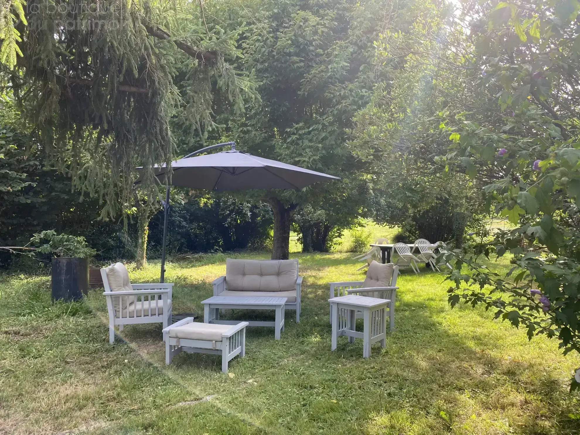 Propriété avec Deux Maisons et Piscine à La Réole 