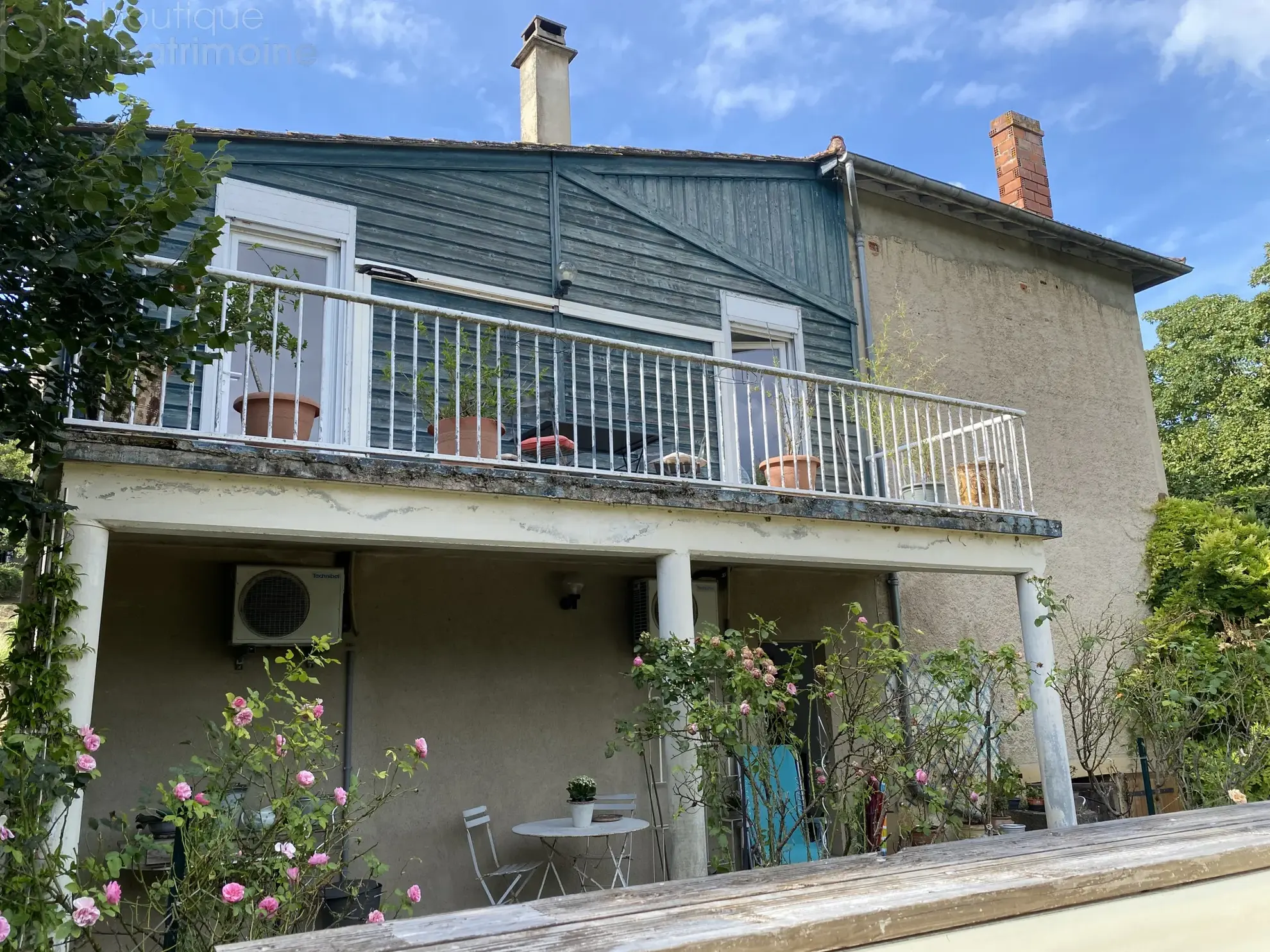 Propriété avec Deux Maisons et Piscine à La Réole 