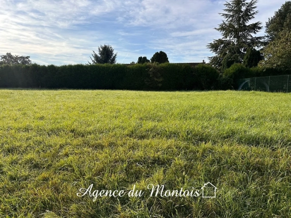 Terrain à bâtir entre Provins et Villiers Saint Georges