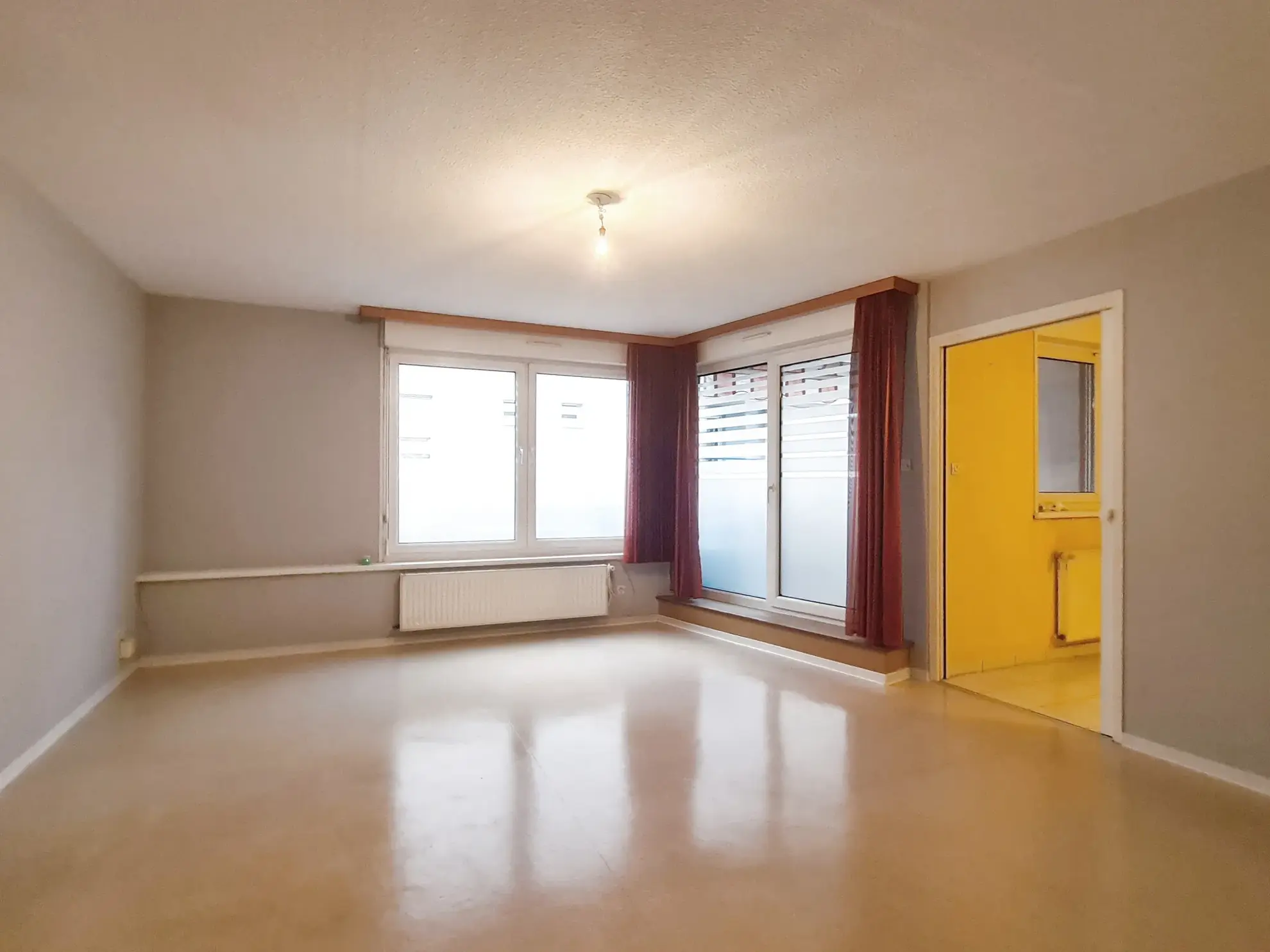 Appartement lumineux de 3 pièces à Rue de Thann, COLMAR 