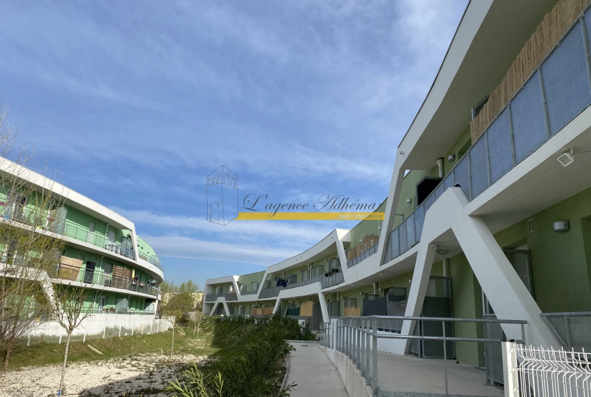 Nîmes - Appartement 4 pièces - 3 chambres - terrasse - 2 stationnements 