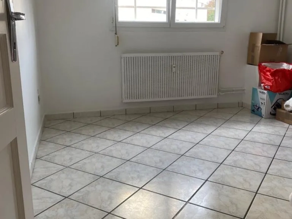 Appartement T4 de 95 m2 avec garage et cave à Saint Etienne 