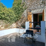 Maison de village en pierres avec terrasse à Lorgues