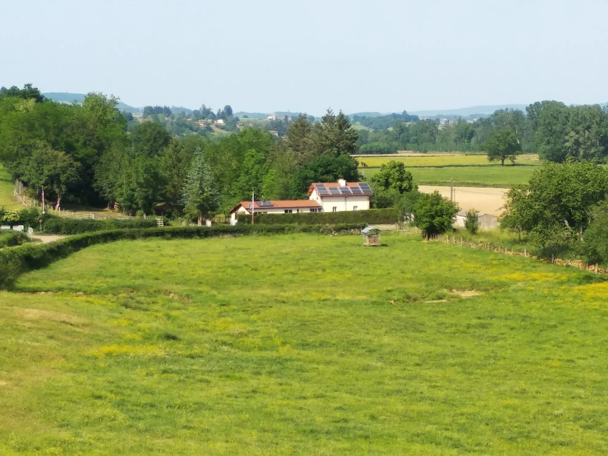 Villa à acheter pour petite famille avec terrasse à Brandon (71) 