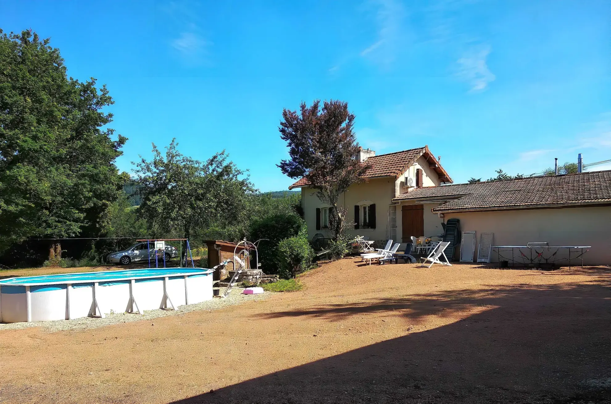 Villa à acheter pour petite famille avec terrasse à Brandon (71) 