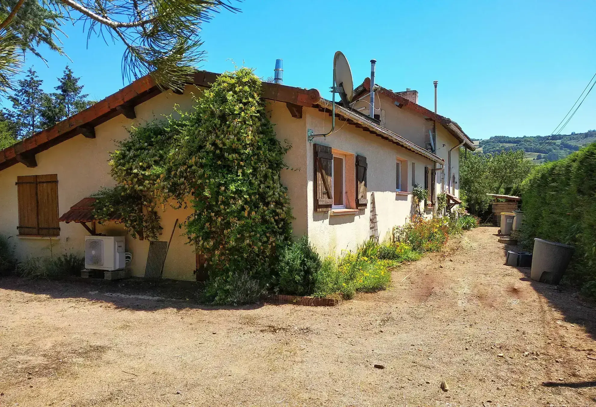 Villa à acheter pour petite famille avec terrasse à Brandon (71) 