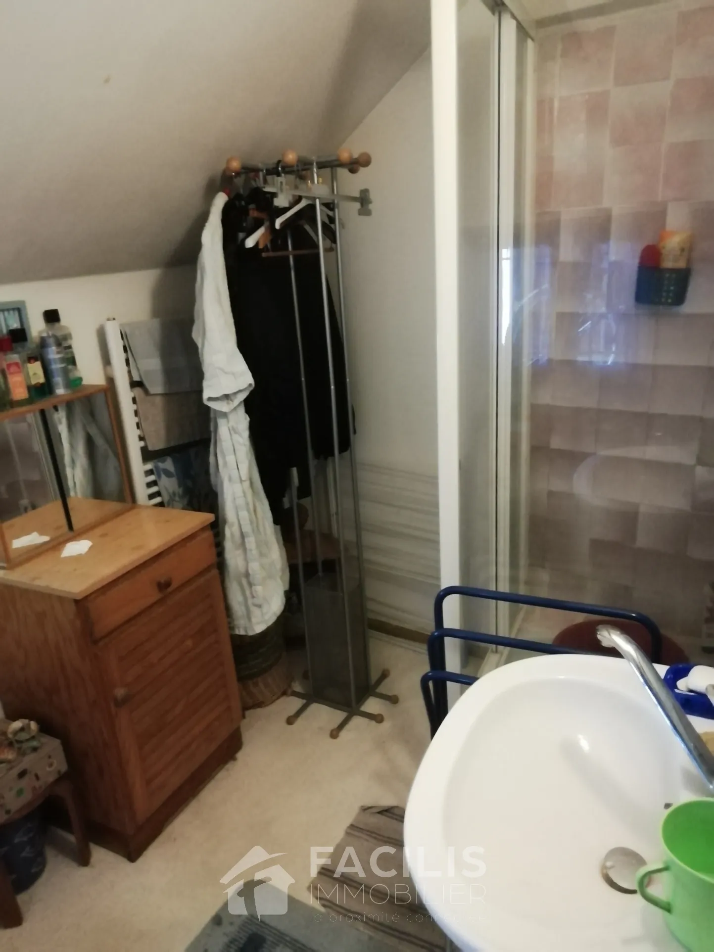 Maison de village type F2 de plain-pied avec jardin 