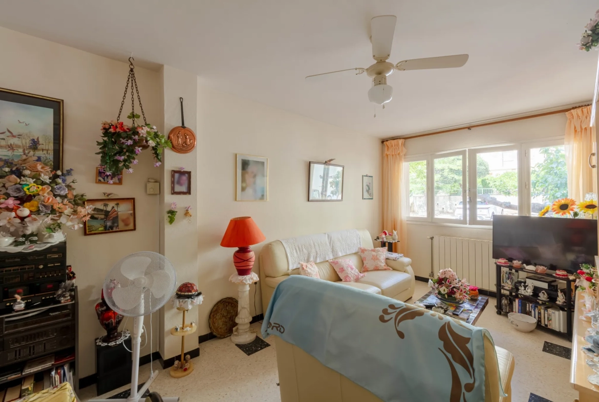 Appartement T3 avec cave à Ollioules 
