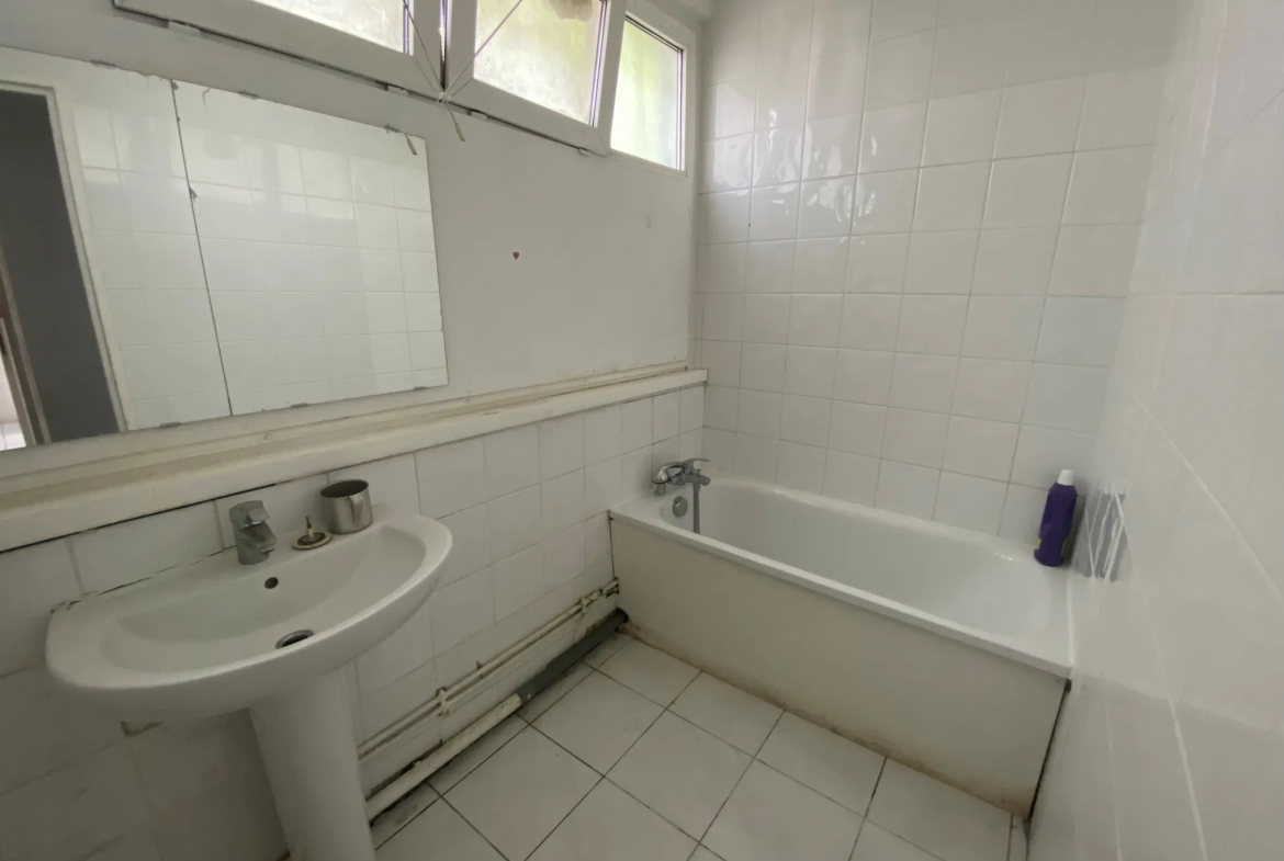 Appartement 5 pièces à Sainte Geneviève des Bois 