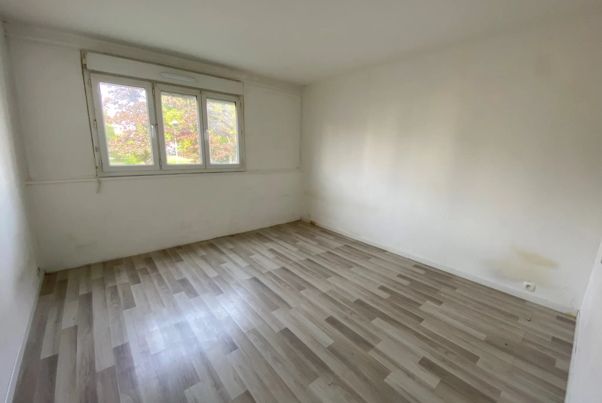 Appartement 5 pièces à Sainte Geneviève des Bois 