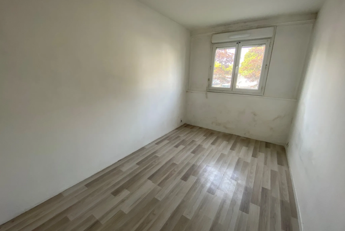 Appartement 5 pièces à Sainte Geneviève des Bois 