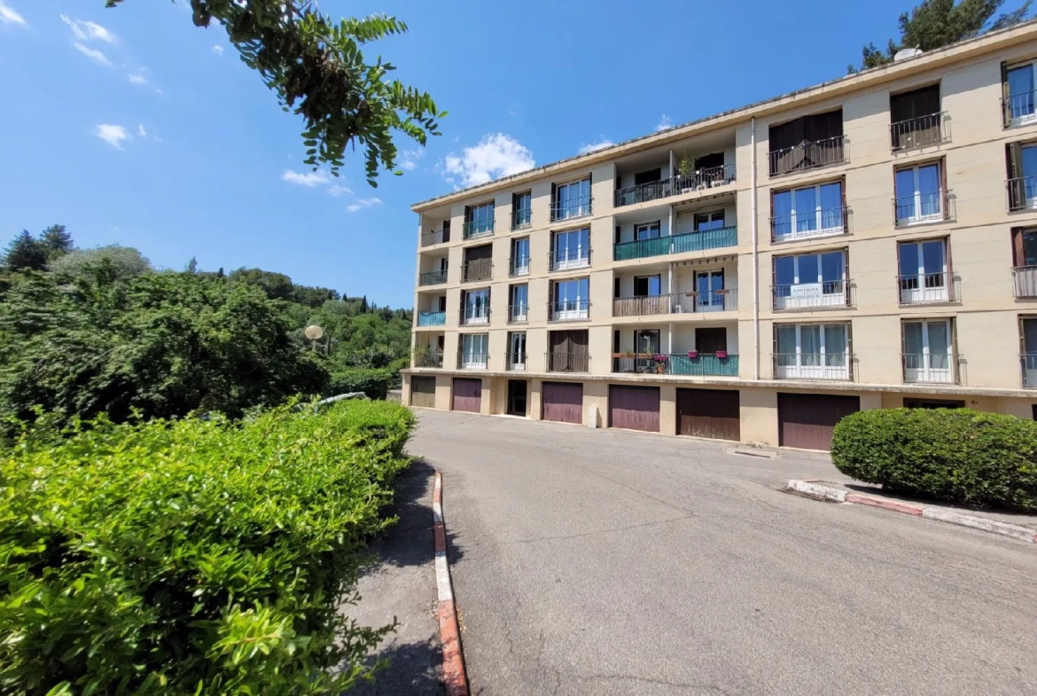 Appartement à vendre à Aix en Provence 13090 - Résidence fermée 