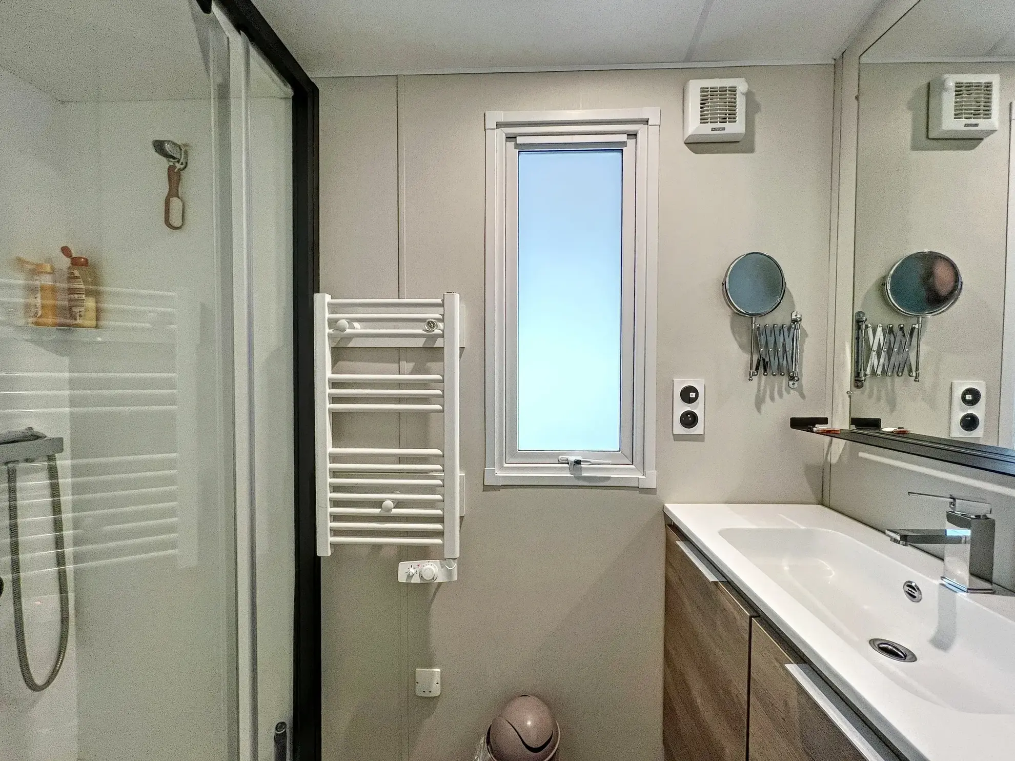 AFFAIRE A SAISIR - Mobilhome - 3 pièces - 33m2 - Camping L'Oasis des Dombes 