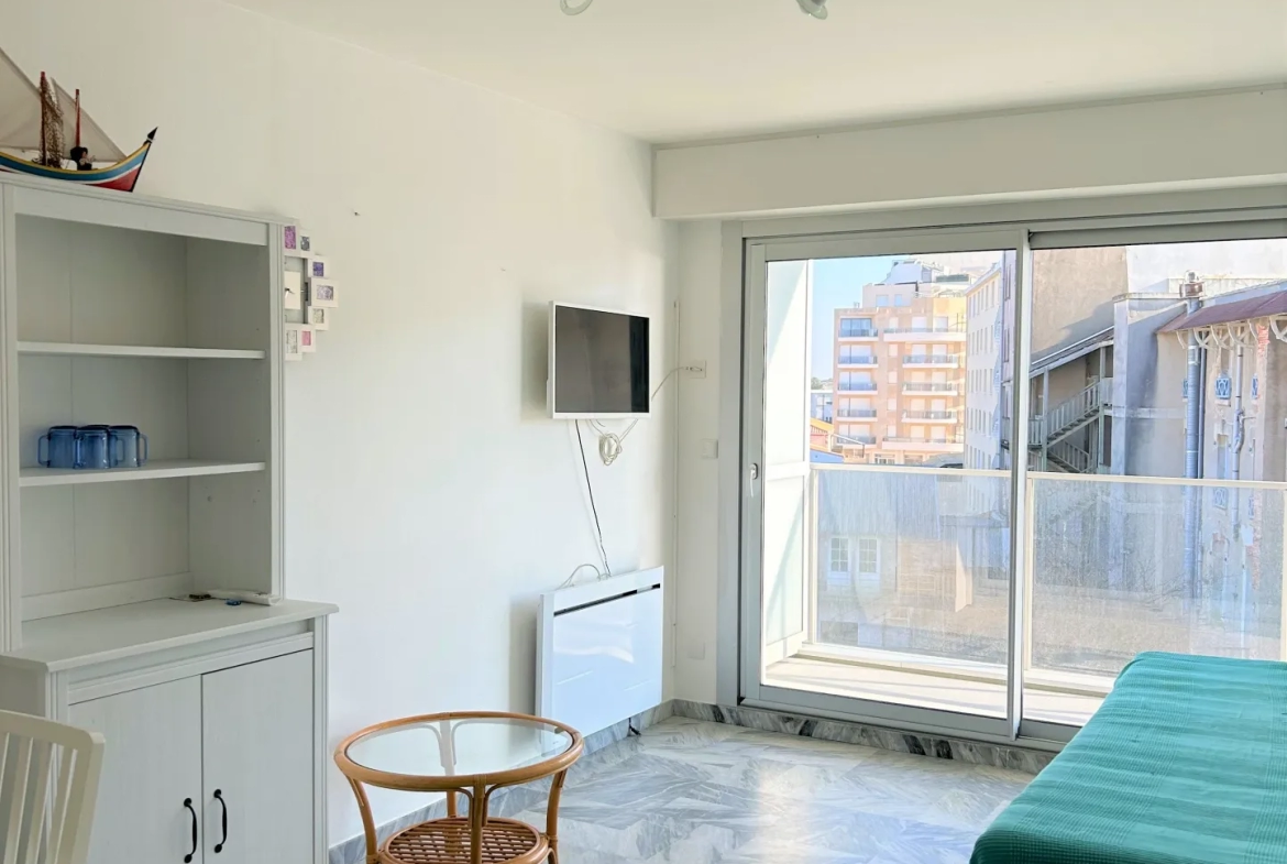 Appartement T2 avec vue latérale mer 