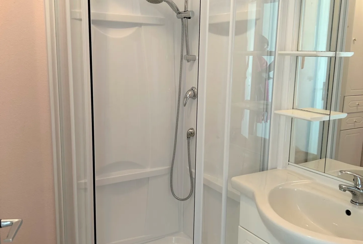Appartement T2 avec vue latérale mer 
