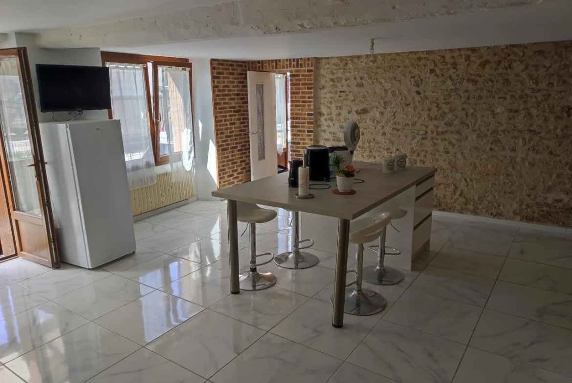 Belle longère avec 4 chambres à Auneau (28700) 