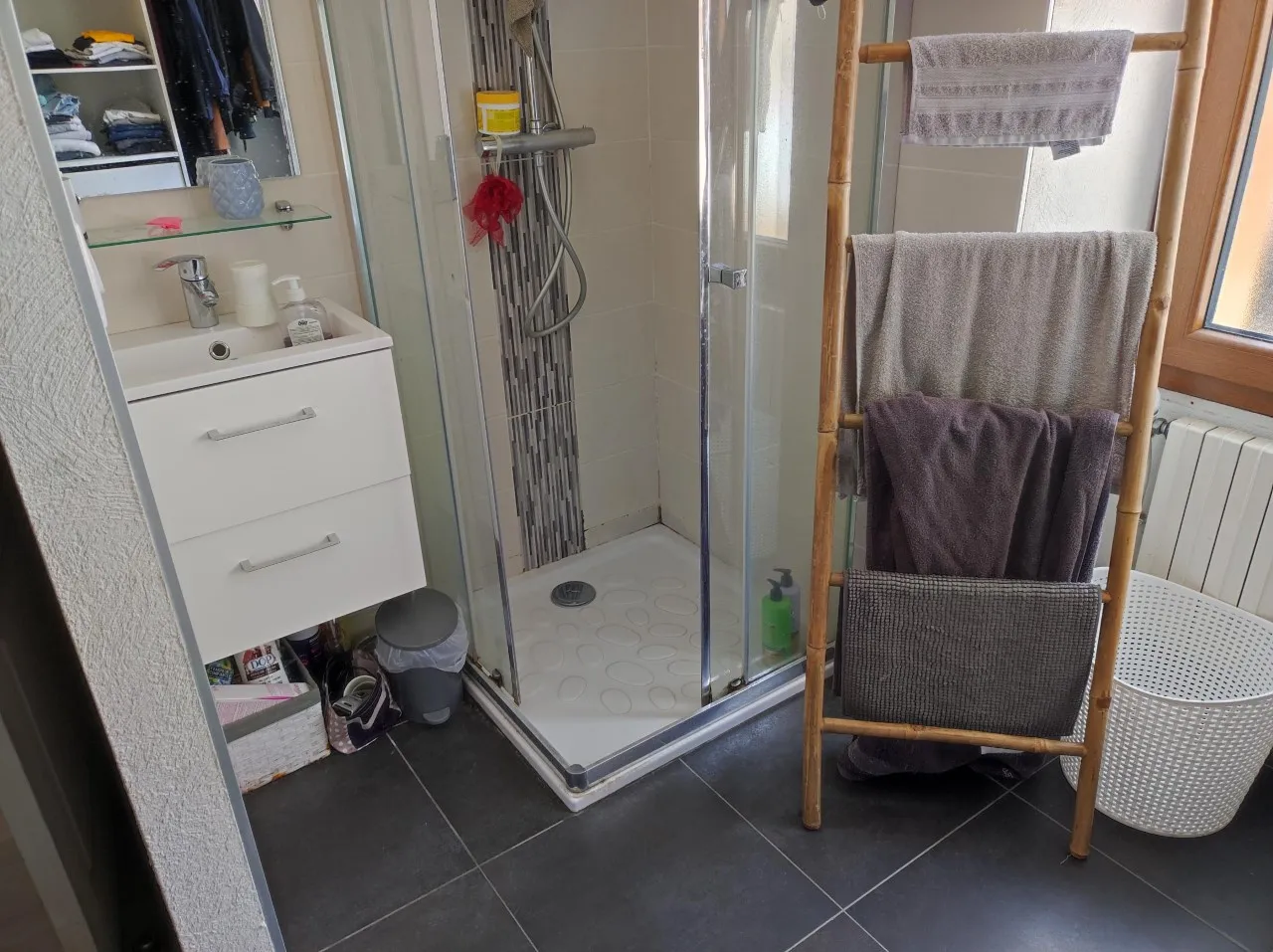 Belle longère avec 4 chambres à Auneau (28700) 