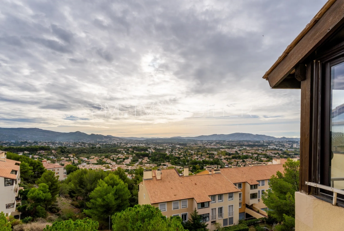 Appartement avec vue panoramique à Marseille 13013 