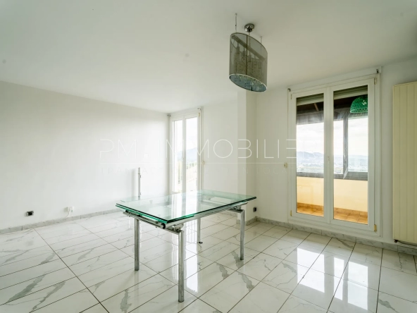 Appartement avec vue panoramique à Marseille 13013 