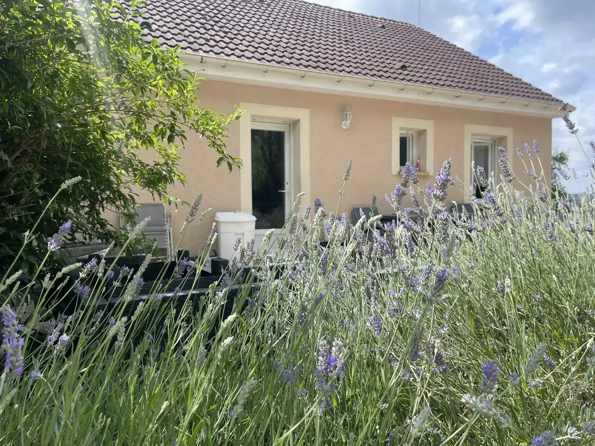 Pavillon sur 3000m2 de terrain à Lisores 14140 