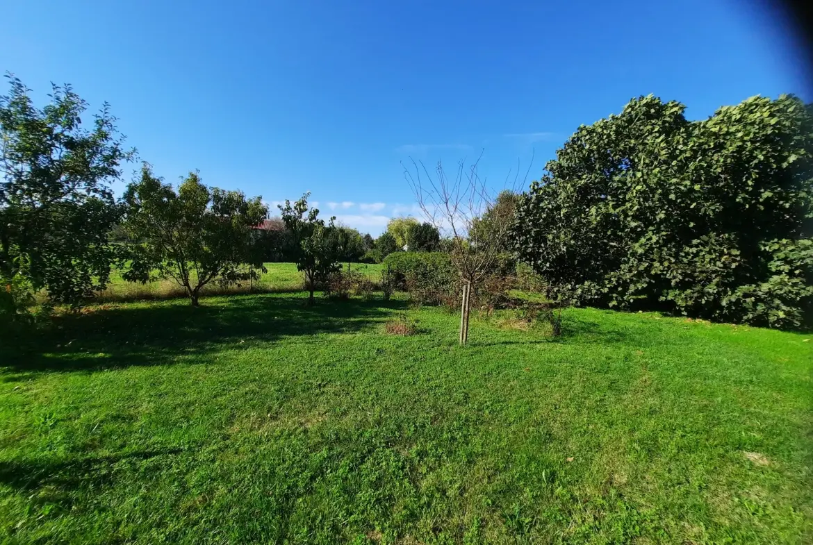 Maison Charentaise à Epargnes, Proche Cozes - 3 chambres - Grand jardin 