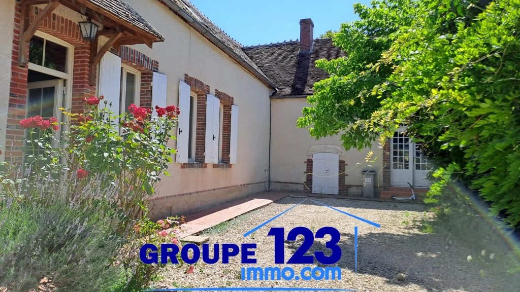 Maison de caractère avec sa belle dépendance, 3 chambres