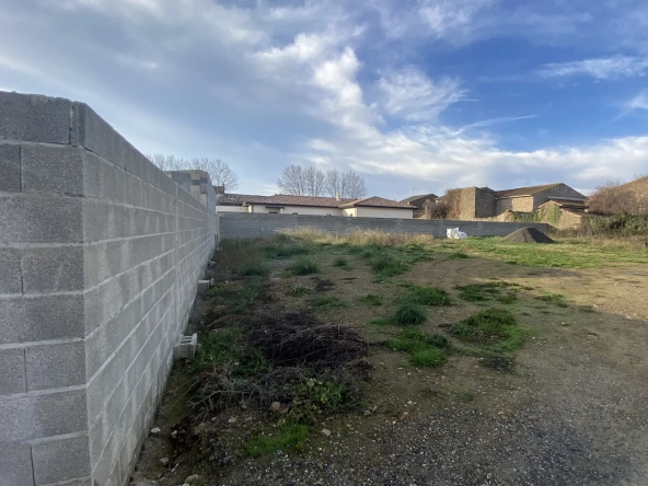 Terrain constructible à vendre à Trausse Minervois 