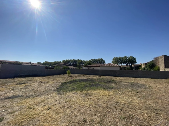 Terrain constructible à vendre à Trausse Minervois 