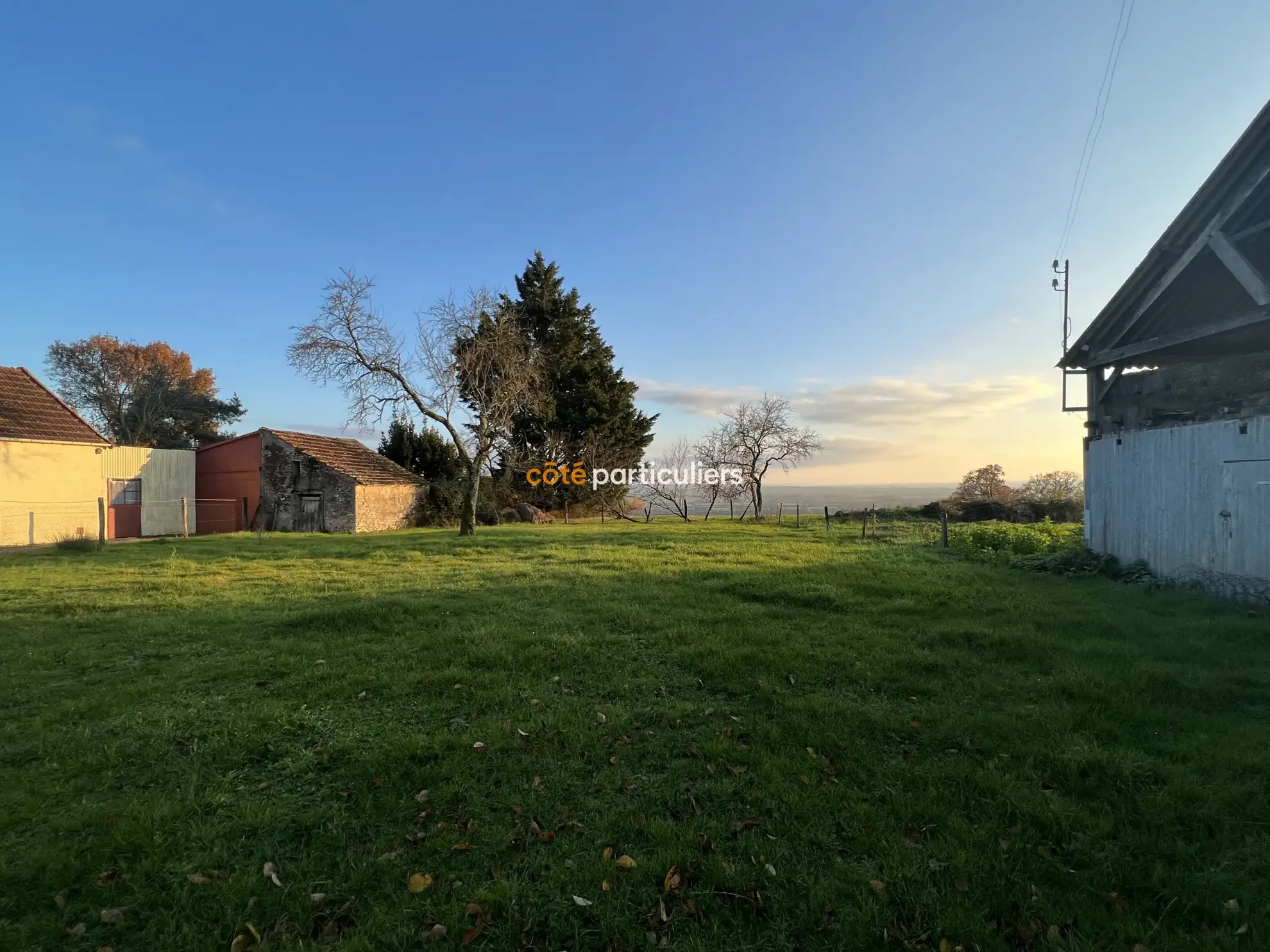 Corps de ferme sur les hauteurs de St-Amand 