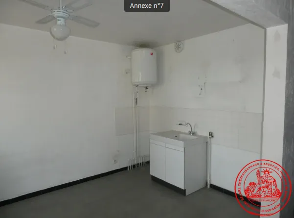 Grand appartement de type studio à acheter à Meyzieu (69) 