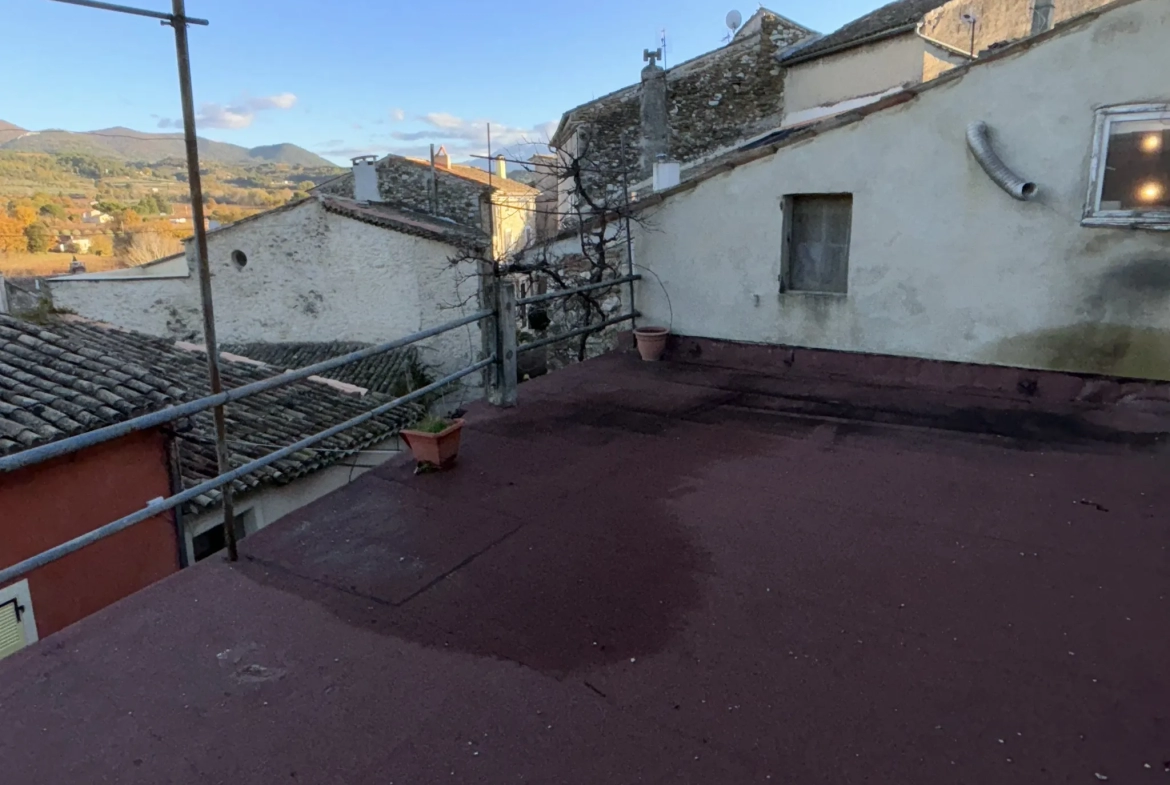 Maison de village à rénover avec terrasse - Mirabel aux Baronnies 