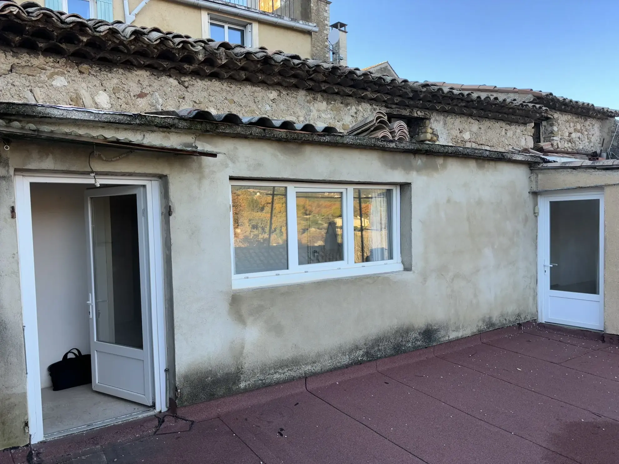 Maison de village à rénover avec terrasse - Mirabel aux Baronnies 