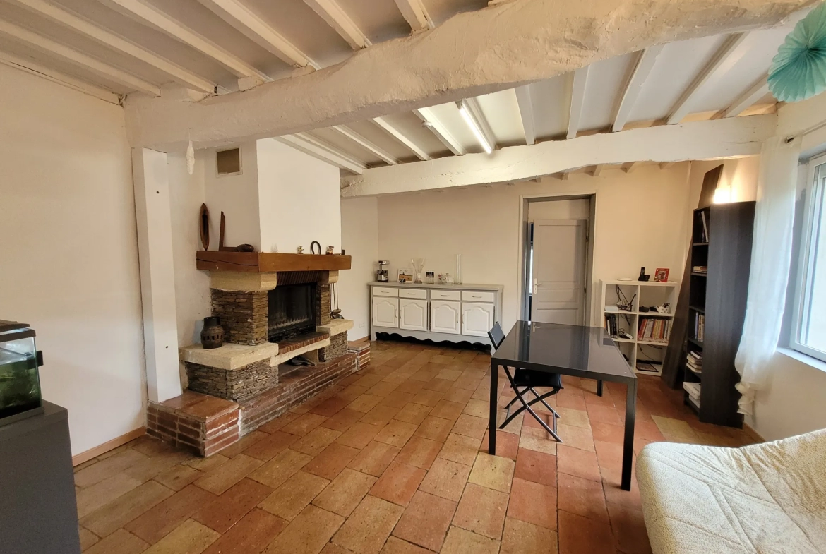 Maison 4 chambres avec garage et piscine à Cordes-Tolosannes 