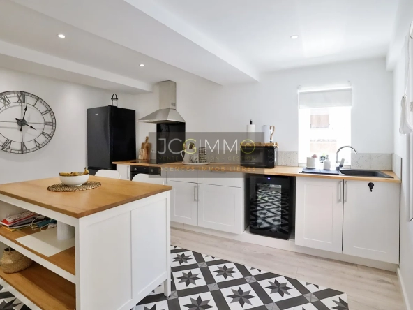 Magnifique Maison de Village de 115m² hab T4 à Puget-Ville 