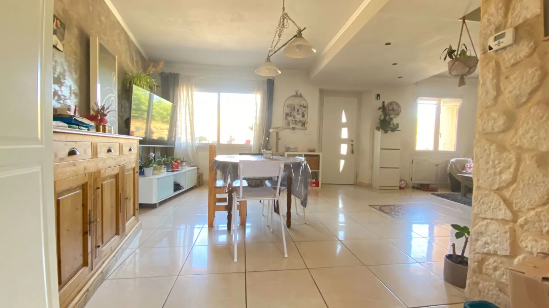 Maison de village à Pourcieux avec vue dégagée 