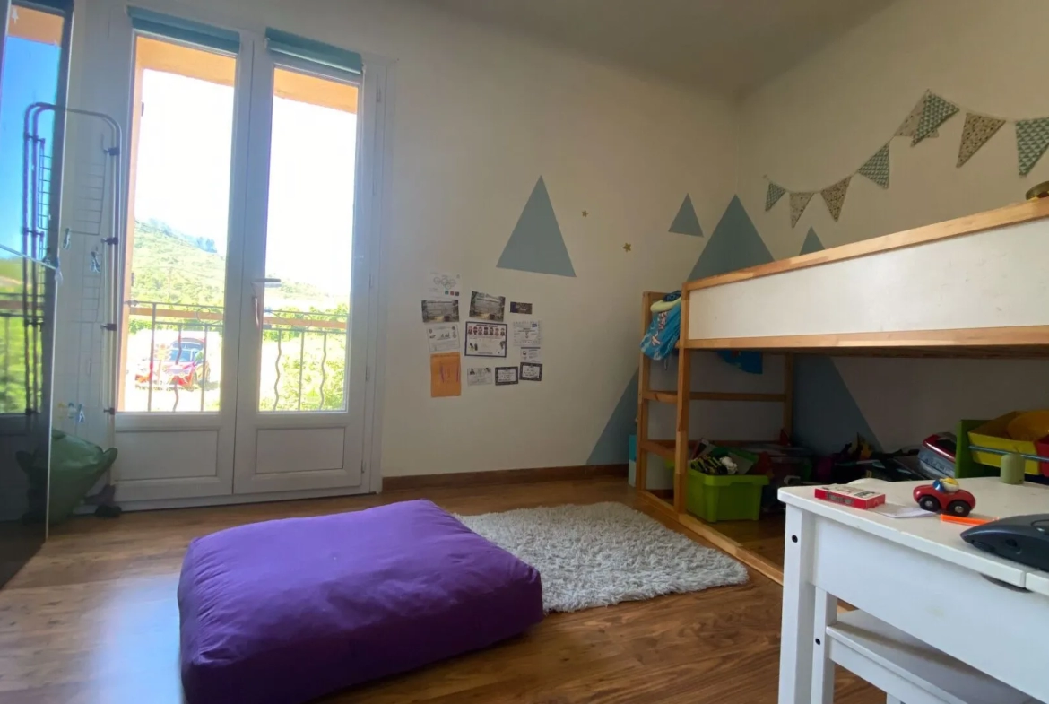 Maison de village à Pourcieux avec vue dégagée 