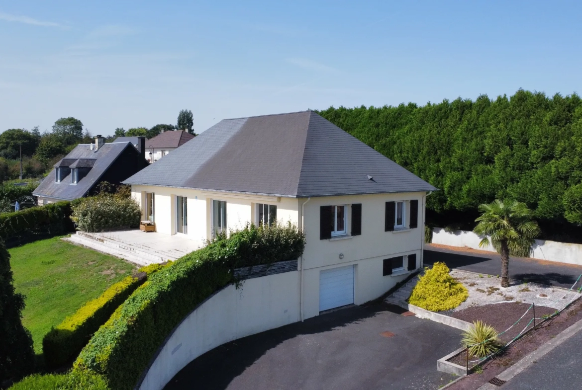 Maison à Saint Martin des Besaces 