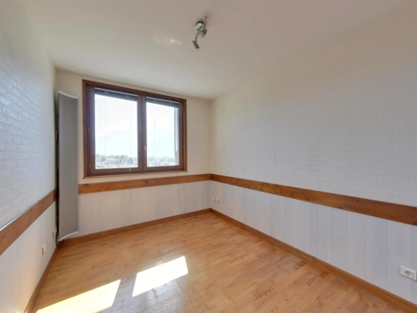 Appartement à Voreppe - 3 pièces et cuisine avec vue 